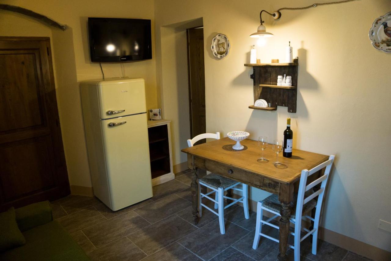 Apartamento Antica Casa Del Glicine Poggibonsi Exterior foto