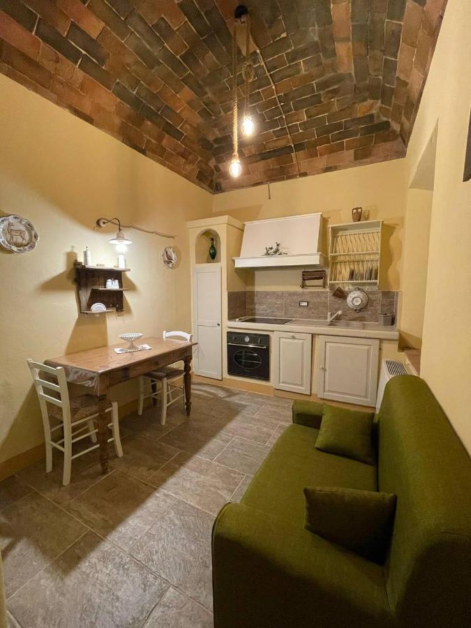 Apartamento Antica Casa Del Glicine Poggibonsi Exterior foto