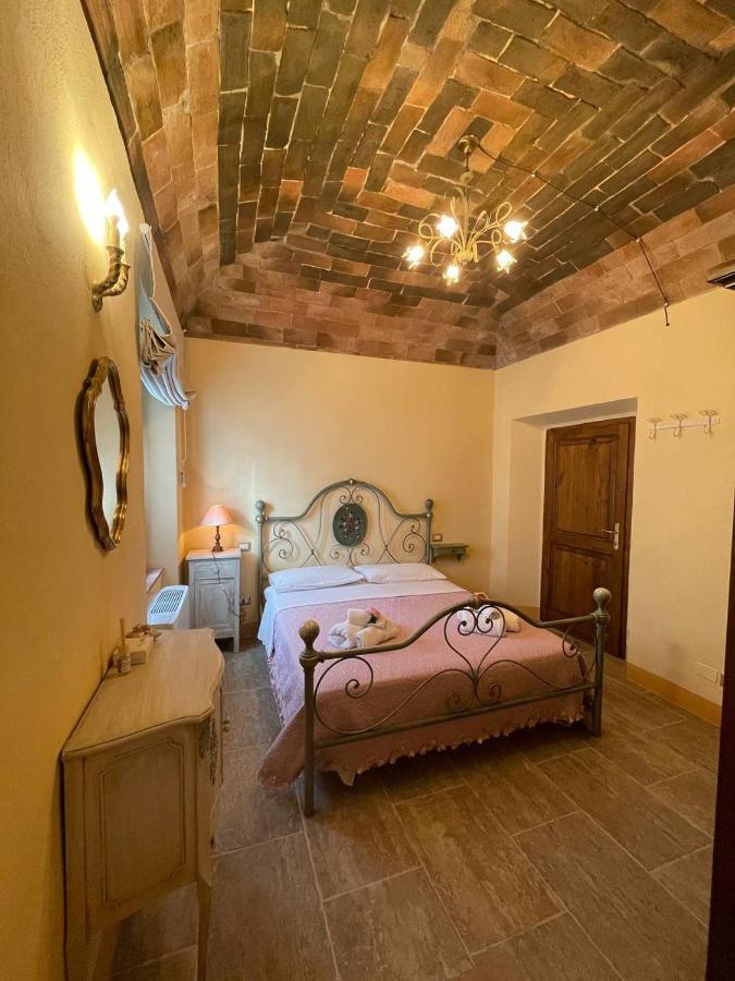 Apartamento Antica Casa Del Glicine Poggibonsi Exterior foto