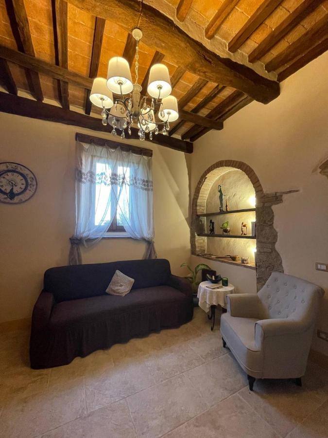 Apartamento Antica Casa Del Glicine Poggibonsi Exterior foto