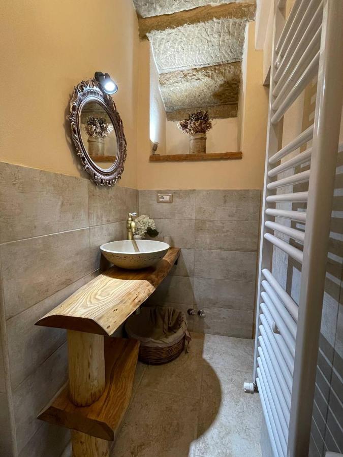 Apartamento Antica Casa Del Glicine Poggibonsi Exterior foto