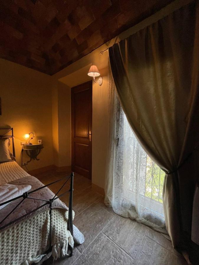 Apartamento Antica Casa Del Glicine Poggibonsi Exterior foto